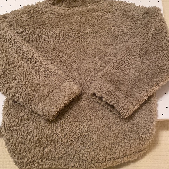 Patagonia baby Furry Friends hoodie - Picture 3 of 10